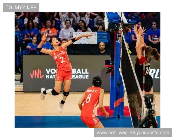 大学排球决赛：主力受伤逆转取胜